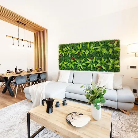 The Forest Apartment - Sauna, Center & Wood Karlovy Vary Exterior photo